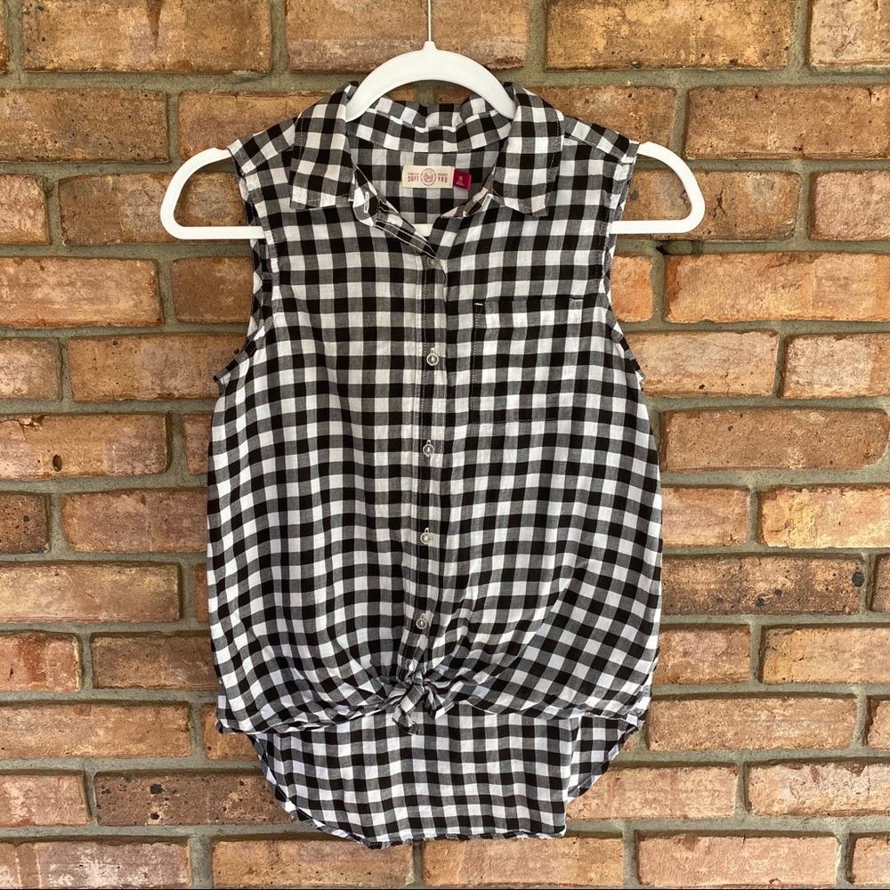 SO Perfectly Soft Girls Sleeveless Buttoned Blouse